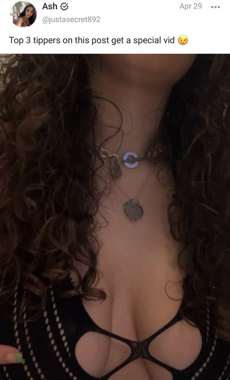 Ash Kash star best photos