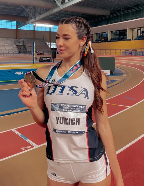 Alanah Yukich_ adult star photo