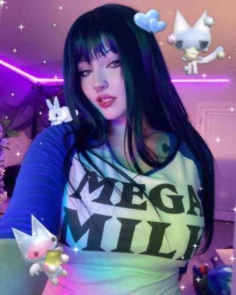 _Succubus Sushi model pornographic picture