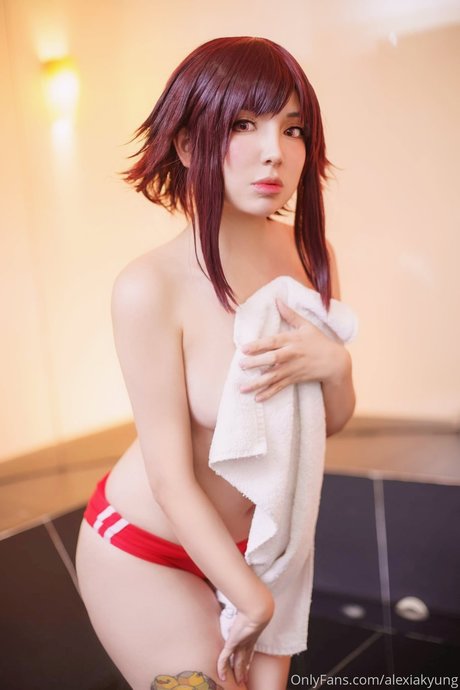 Alexia Kyung star sexy pictures