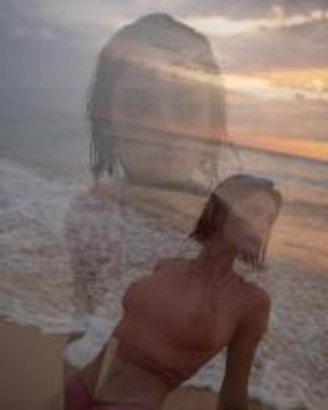 Roxane Eylaud_ nude pornstar pics