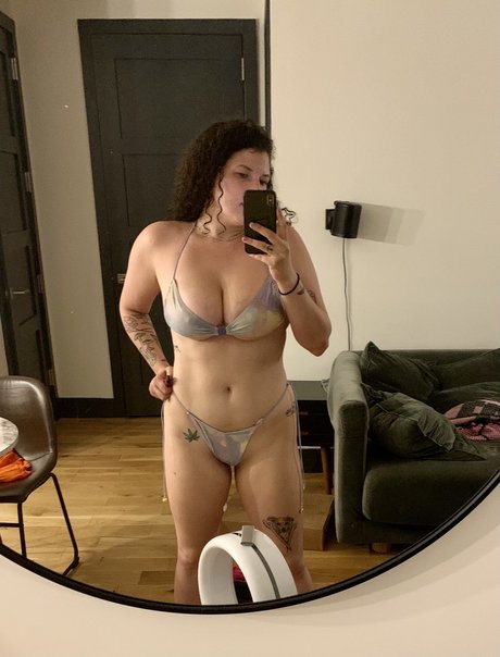 Not Trippy Loner free pornstar galleries