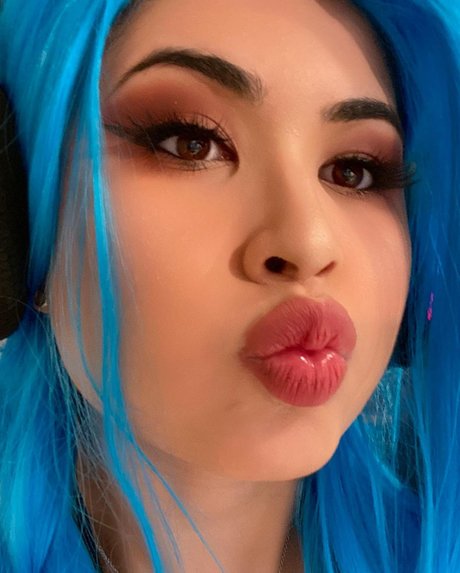 _Jydn lol model hd gallery