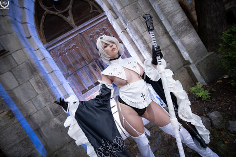 Christine Usi_ hot actress gallery