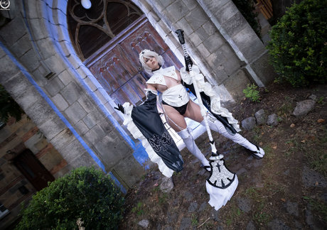 Christine Usi_ sexy actress pics