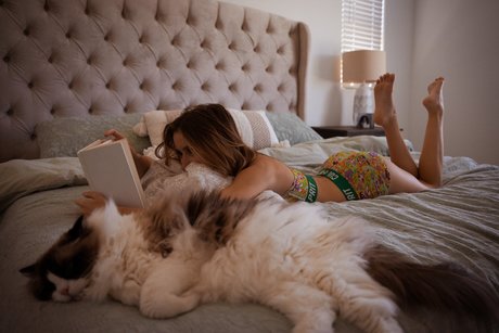 Knights Ry model erotic picture