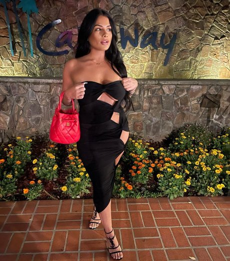 Taylor Stewart_ top model img