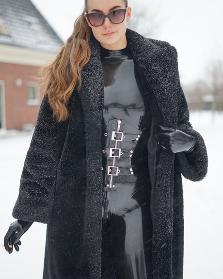 Amazon Eve pretty star archive