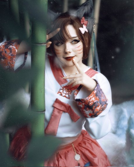 Little Giuli high quality model photo