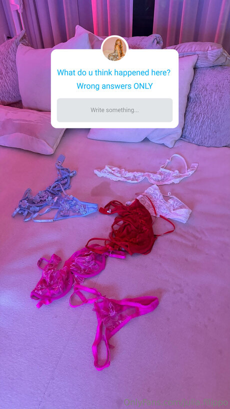 Julia Filippo sexy pornstar pics