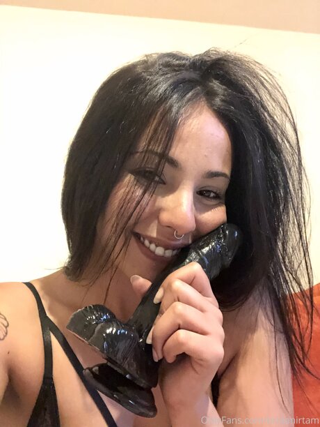 Freepetitebrida pornstar adult pics