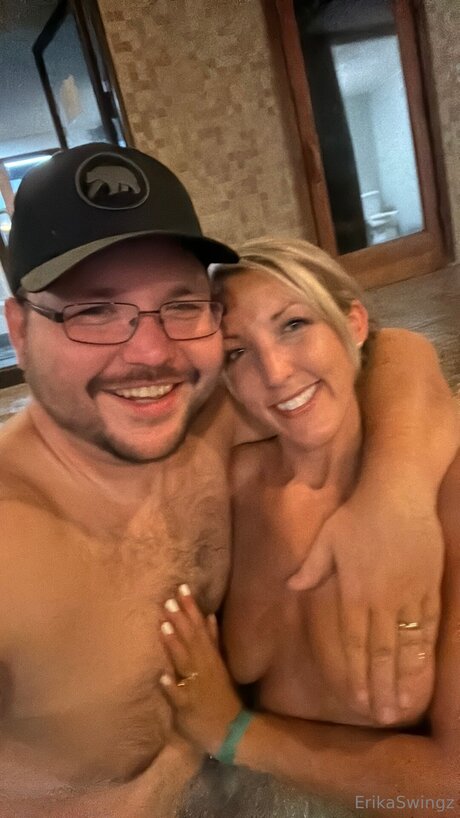 Erikaswingz adult star photo