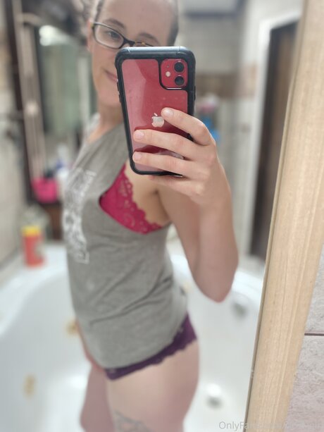 Nrrd Girl pornstar naked photos