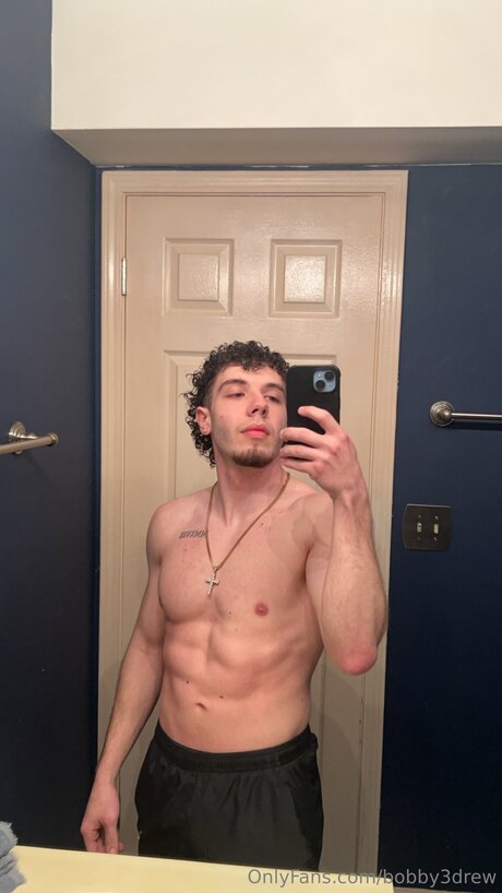 Bobby3drew naked actress picture