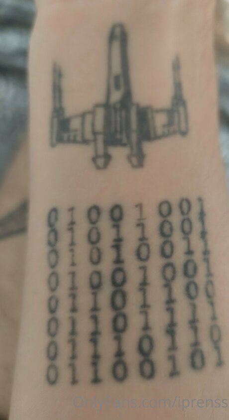 Iprenss naked model pics