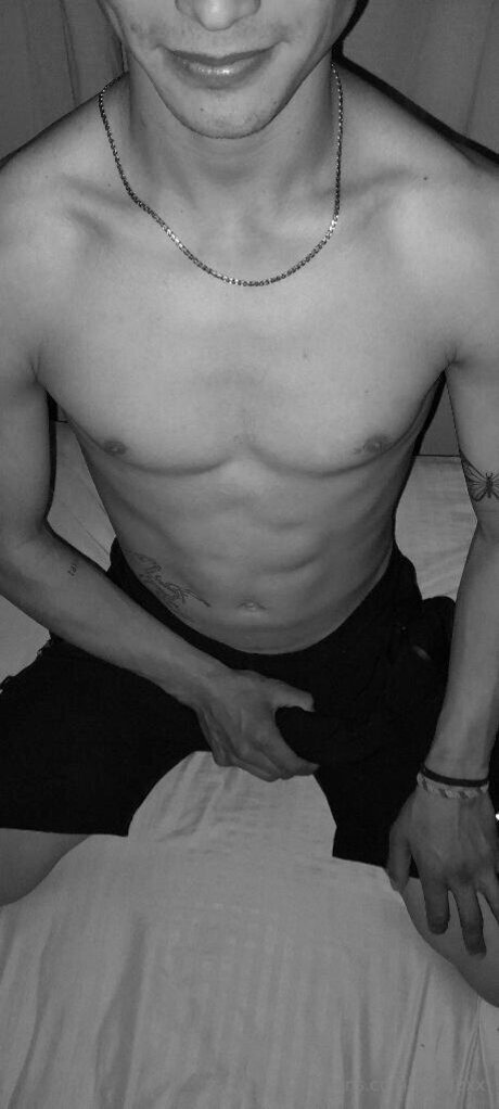 Thorfoxx hot model galleries