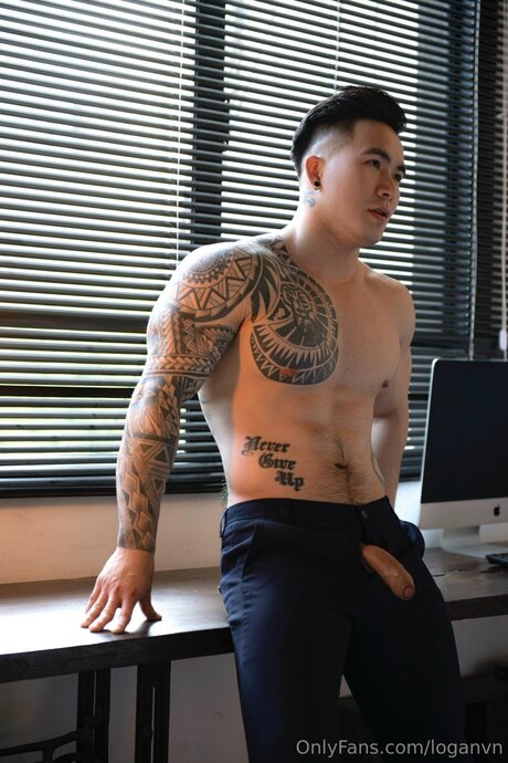 Loganvn nudes model picture