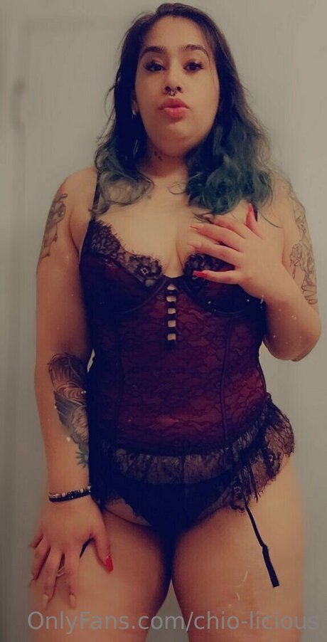 Chio Licious model free pic