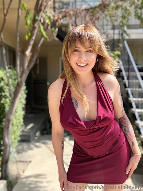 Sarablakelovely hd pornstar images