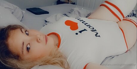 Bigtittiedstategf high quality star image