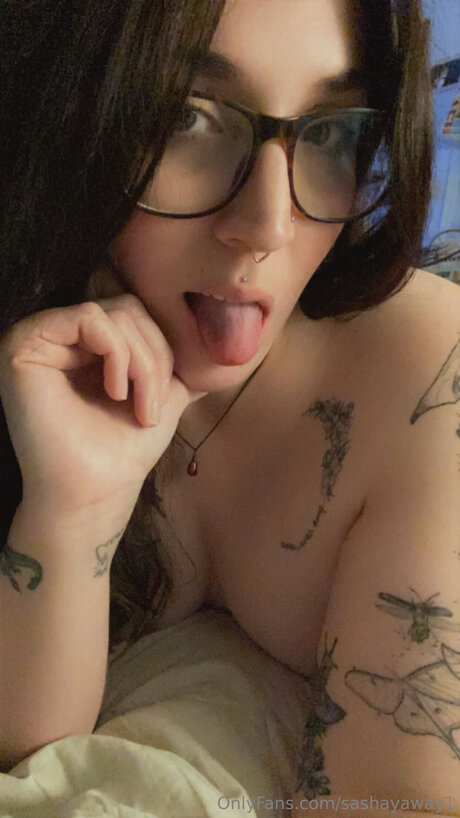 Goodgirlgothiccc star top galleries