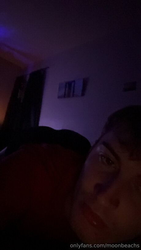 Moonbeachs xxx pornstar galleries