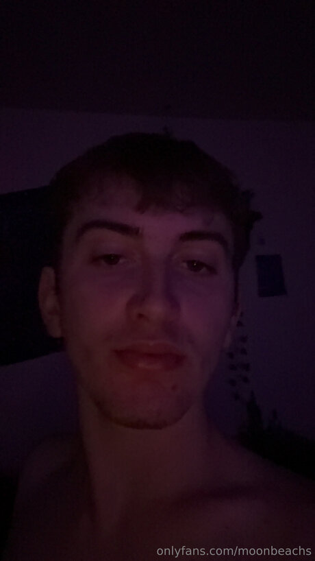 Moonbeachs star erotic picture