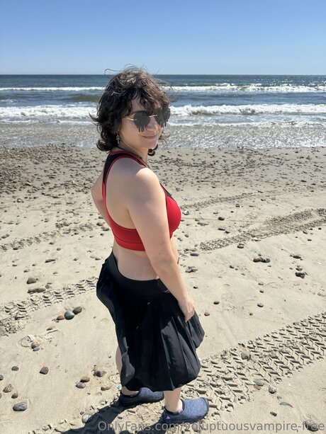 Voluptuousvampire Free pornstar high quality galleries