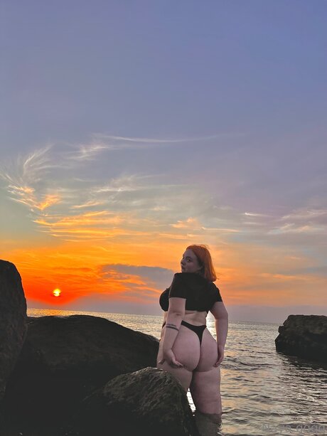 Nayaqqqqq exclusive actress images