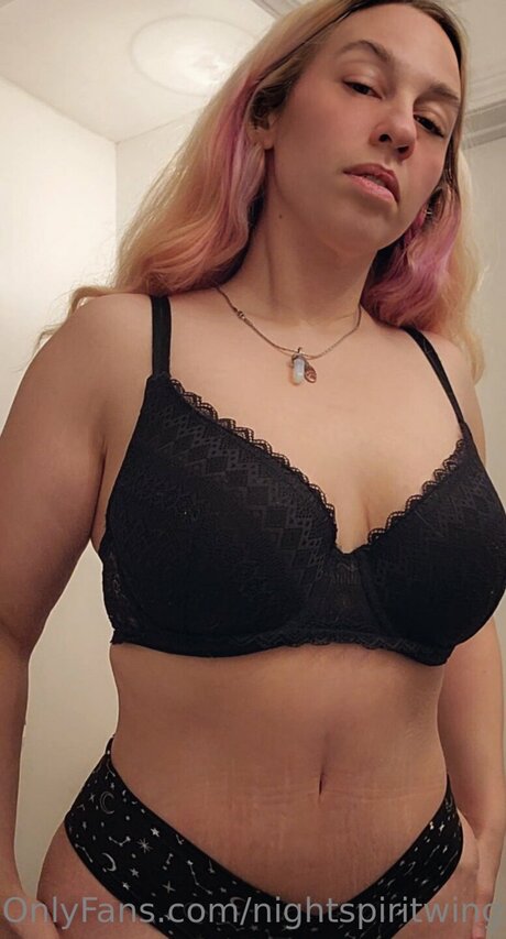 Nightspiritwingsfree hot model pic