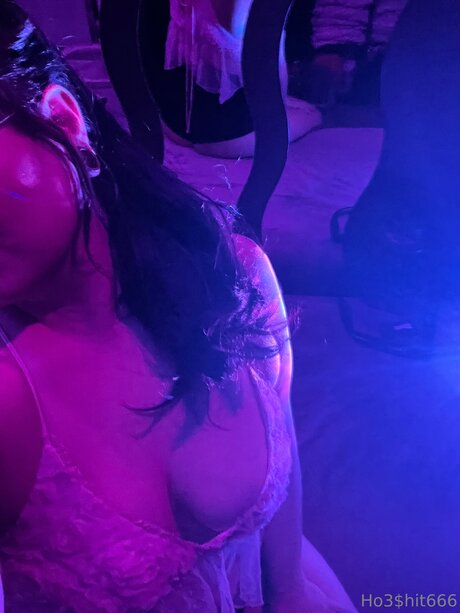 Hoeshit666 model adult images