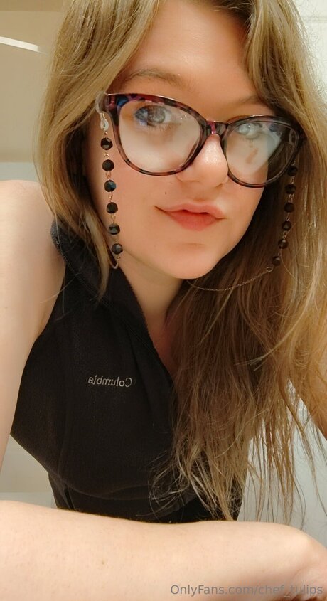 Chef Tulips free model img