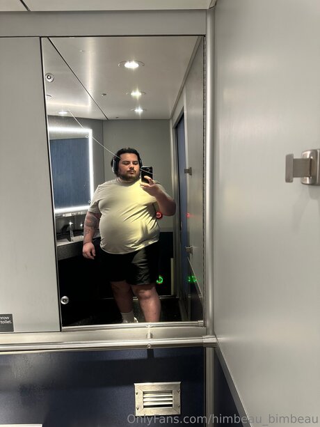 Himbeau Bimbeau erotic model image