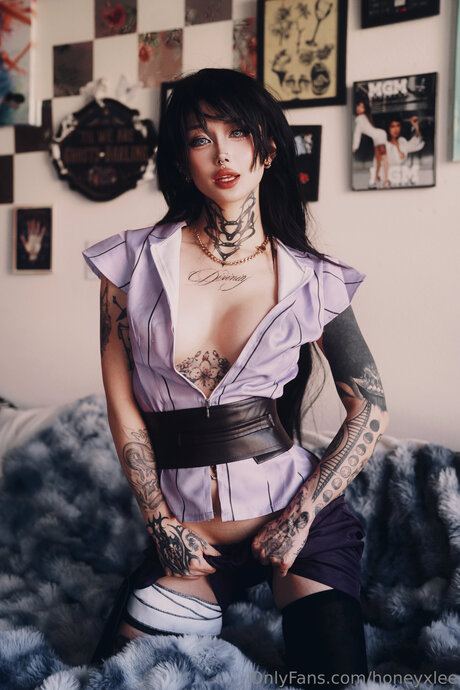 Fantomhoneyxlee hot star pictures