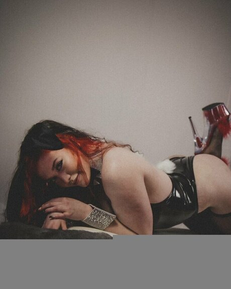 Poket Fairy pornstar sexy pics