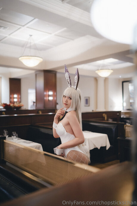Chopstickschan exclusive model pic