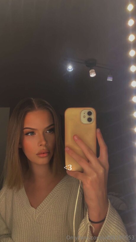 Moollyyx pornstar top pics