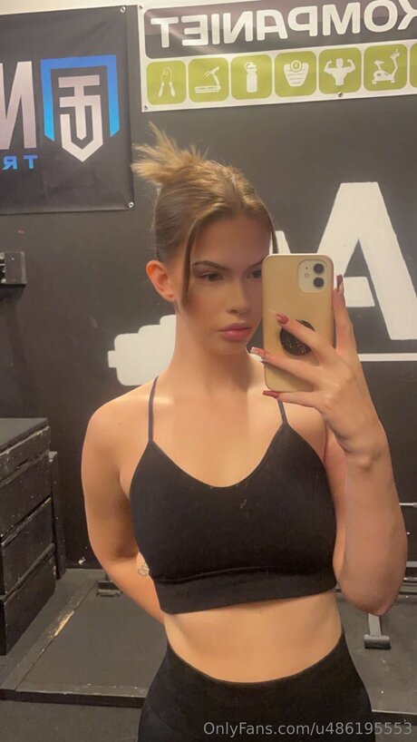 Moollyyx star hot archive