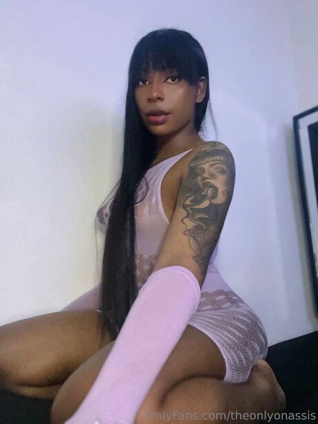 Theonlyonassis pornstar best picture