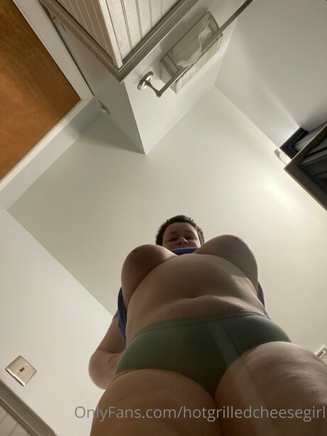 Hotgrilledcheesegirl hd actress picture