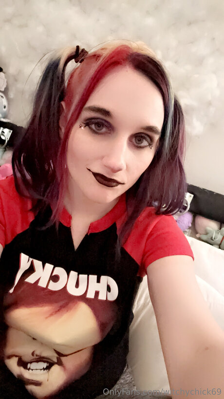 Witchychick69 free pornstar picture