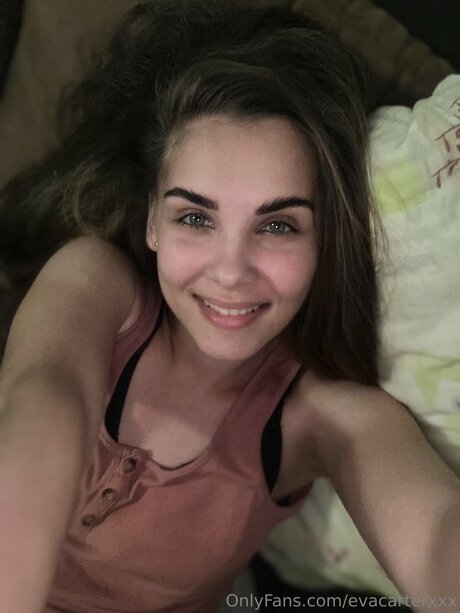 Evacarterxxx star exclusive pictures