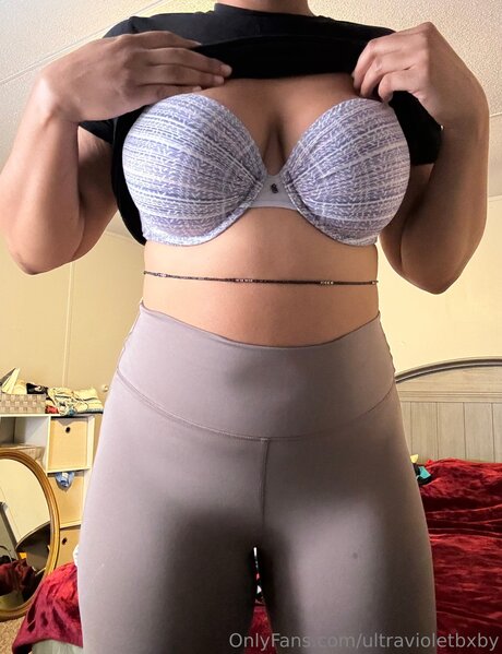 Ultravioletbxby beautiful actress images