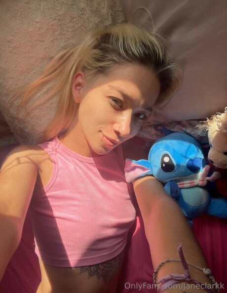 Janeclarkk star exclusive pics