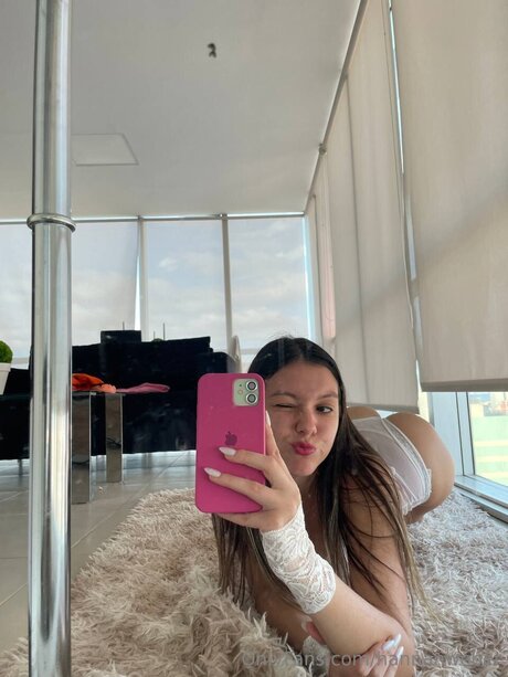 Hannahweber erotic pornstar photos