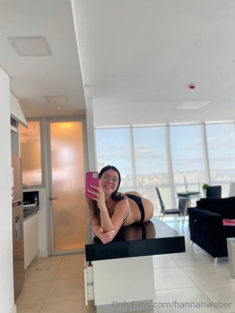 Hannahweber hot star photos