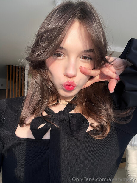 Averymayy nude pornstar pictures