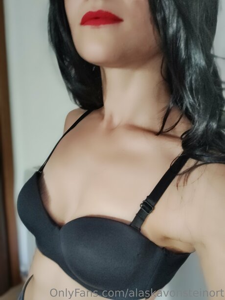 Alaskavonsteinort pornstar hot photo