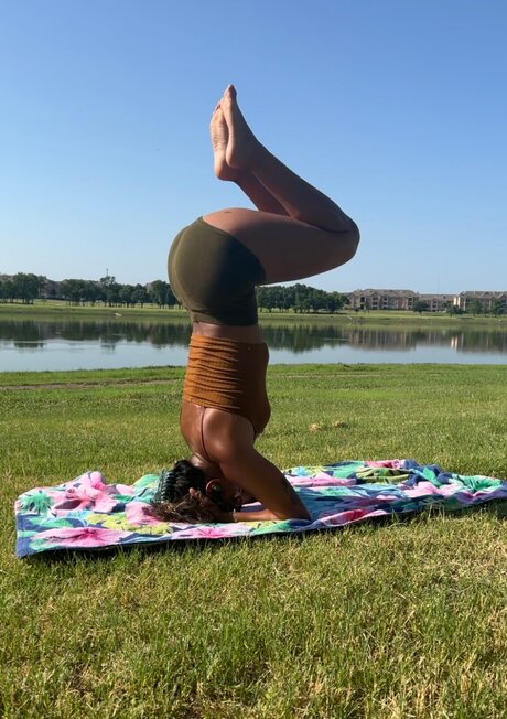 body onlyfans naked images