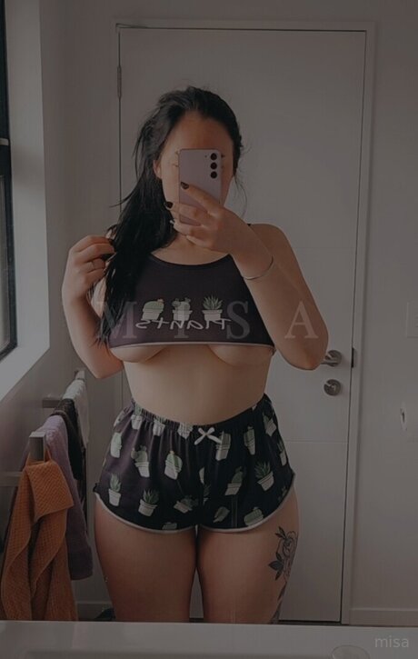 Gothgoddessmisa model sexy pic